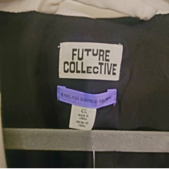 Oversized blazer with cutouts nwt 4x Kahlana Barfield Brown x Target - Picture 14 of 15